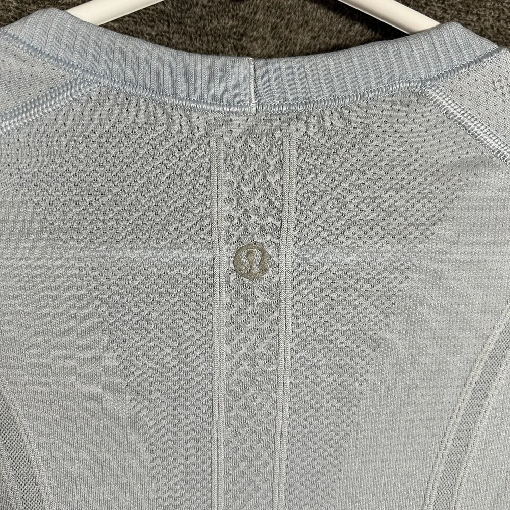 Lululemon Swiftly Tech Shirt Womens 4 Blue Long Sleeve Athletic Gym‎ Top